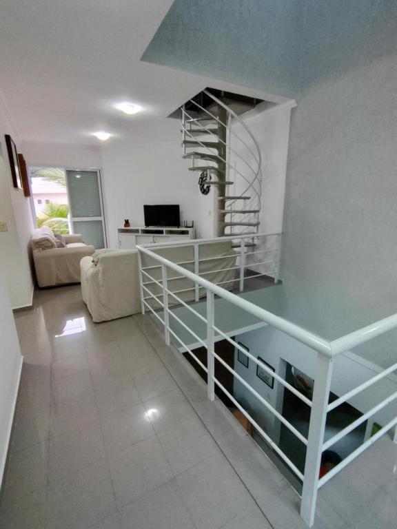 Casa Linda E Espacosa Com Piscina No Guaruja Exterior photo